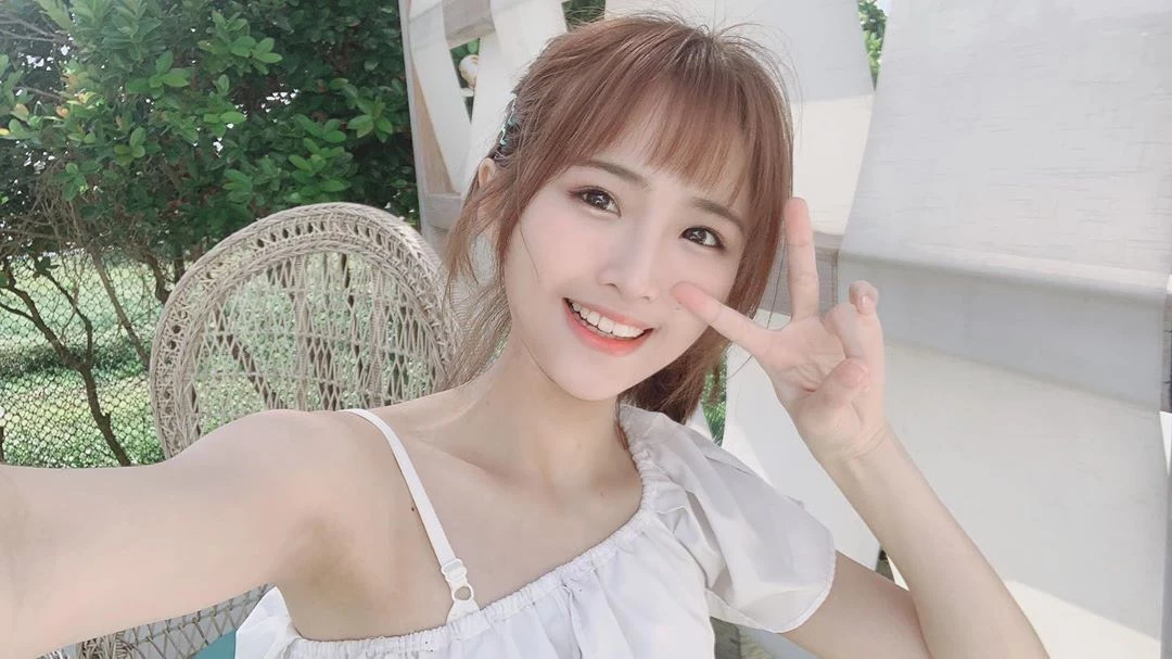 4107707.webp