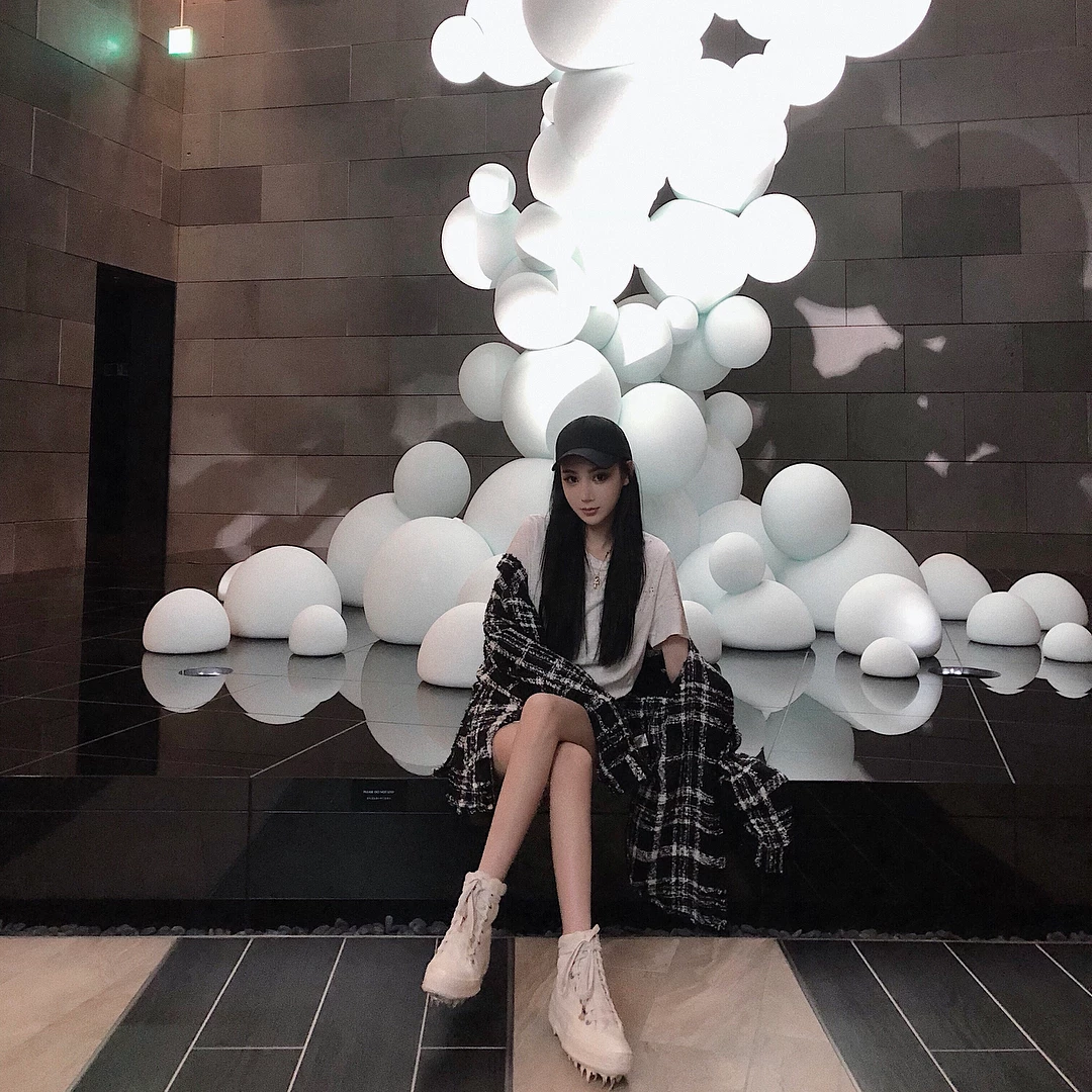 4123971.webp
