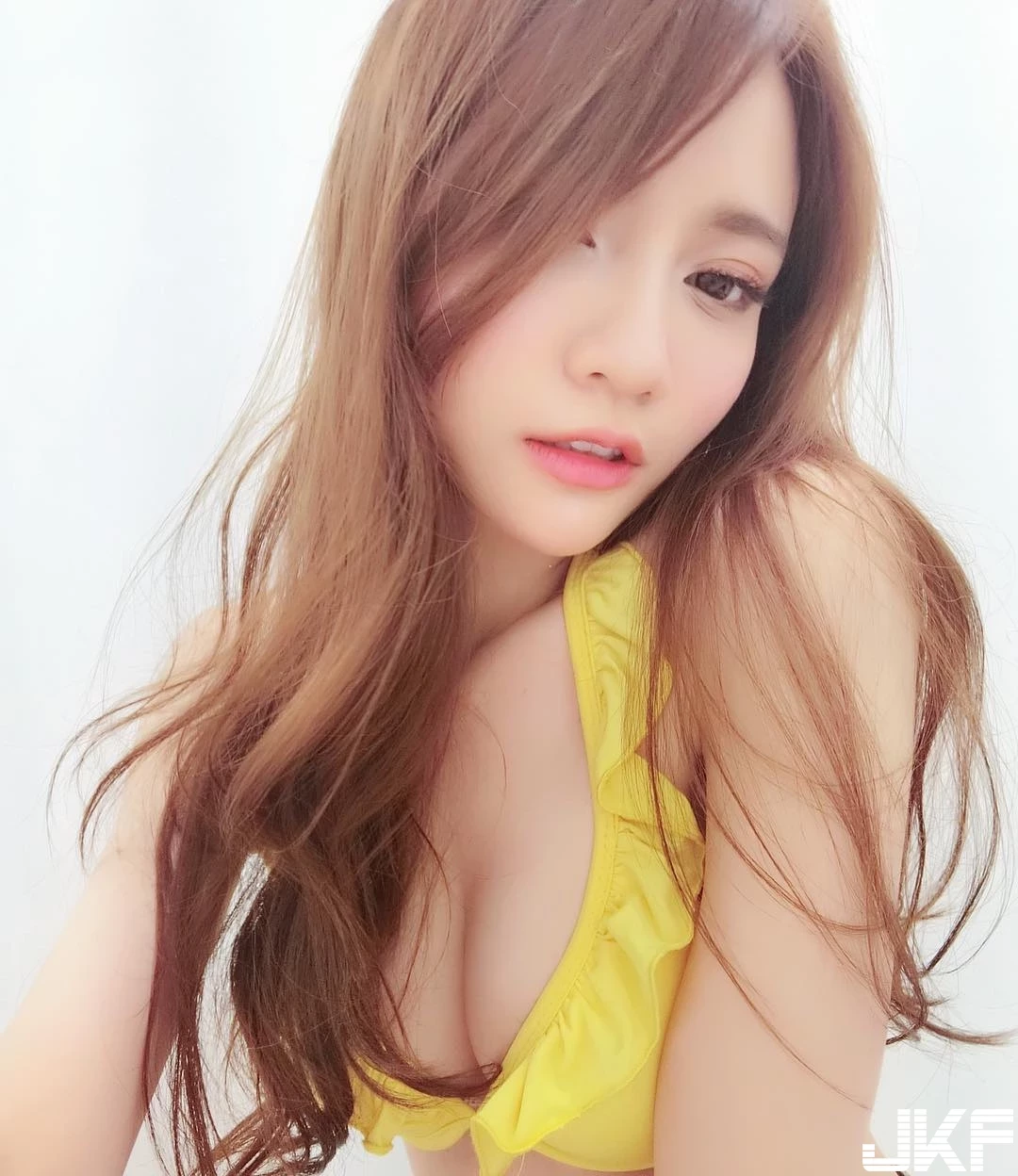 4943954.webp