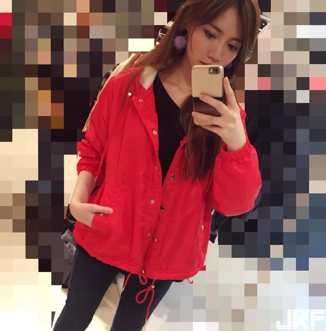 4943958.webp