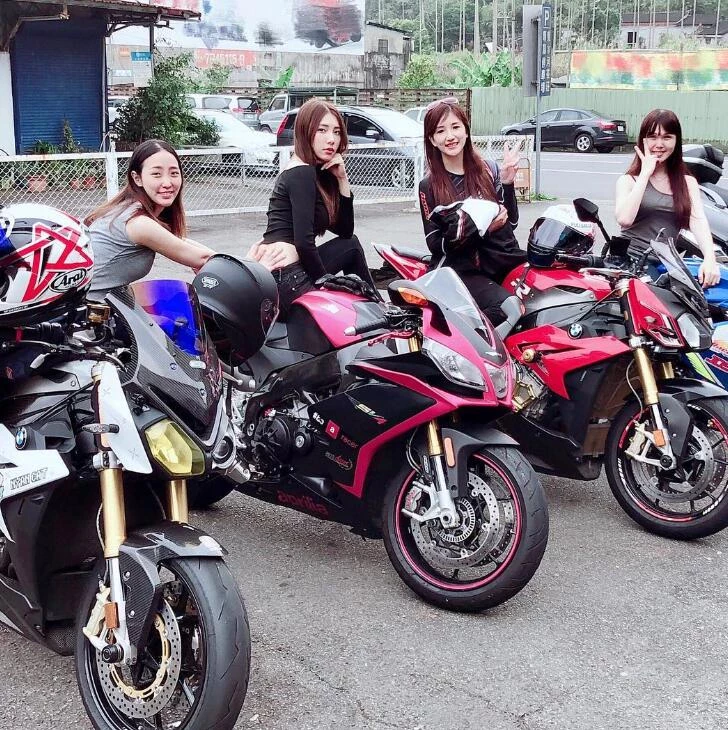 4046694.webp