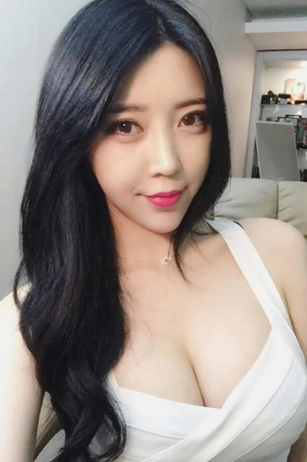 29732163.webp