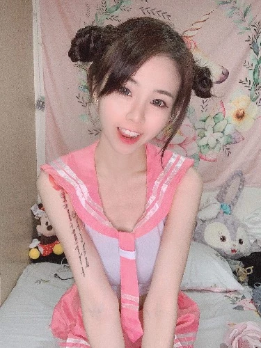 4330836.webp