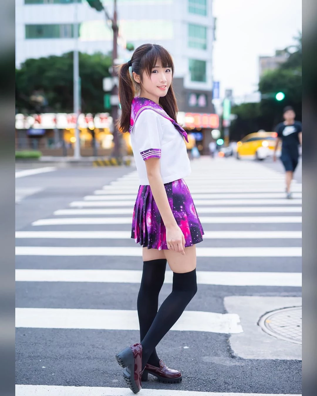4107714.webp