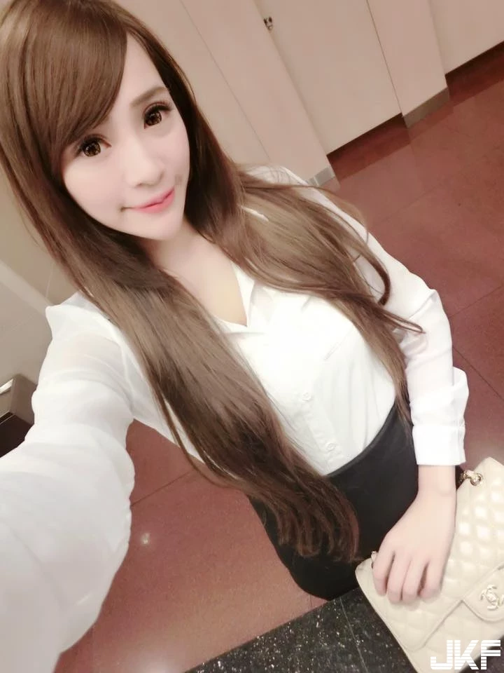 16843911.webp