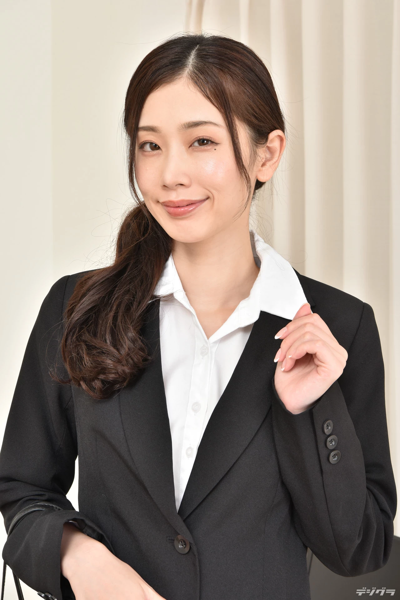 29599634.webp