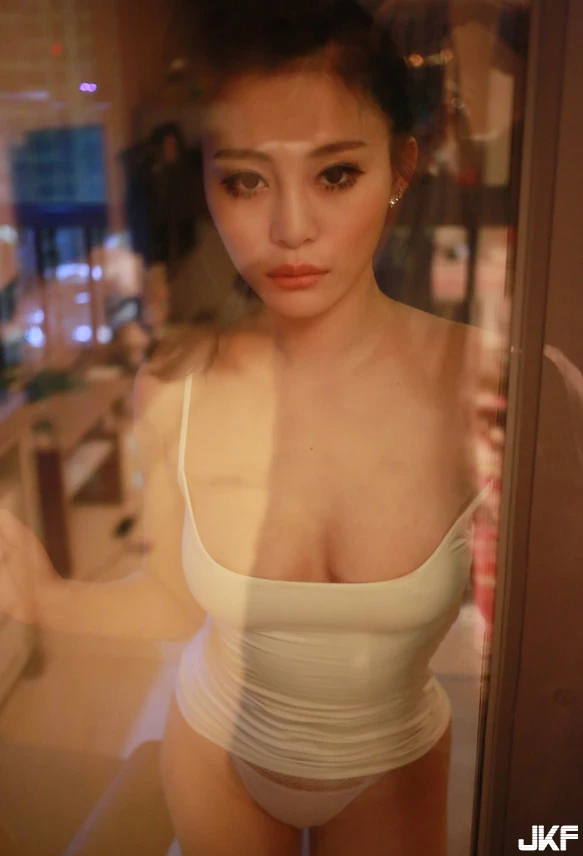 16854258.webp