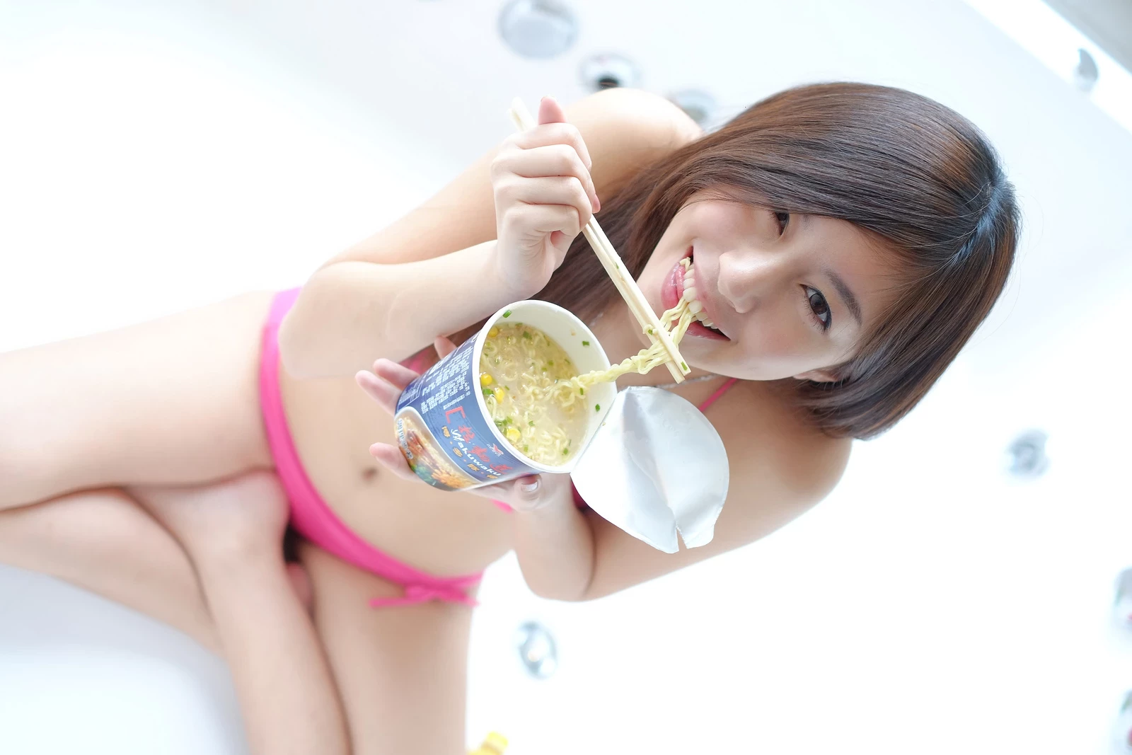 174113k36cuycw8w98595z.webp
