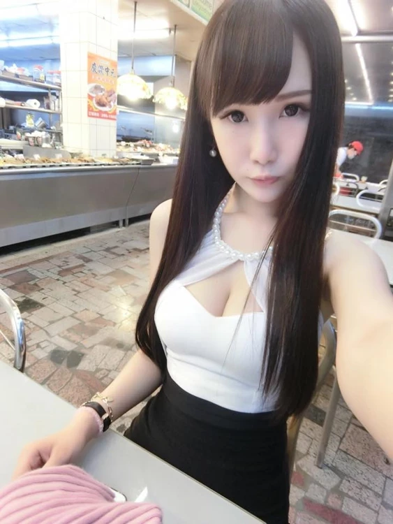 191405uf7foggt4mfmt8d5.webp