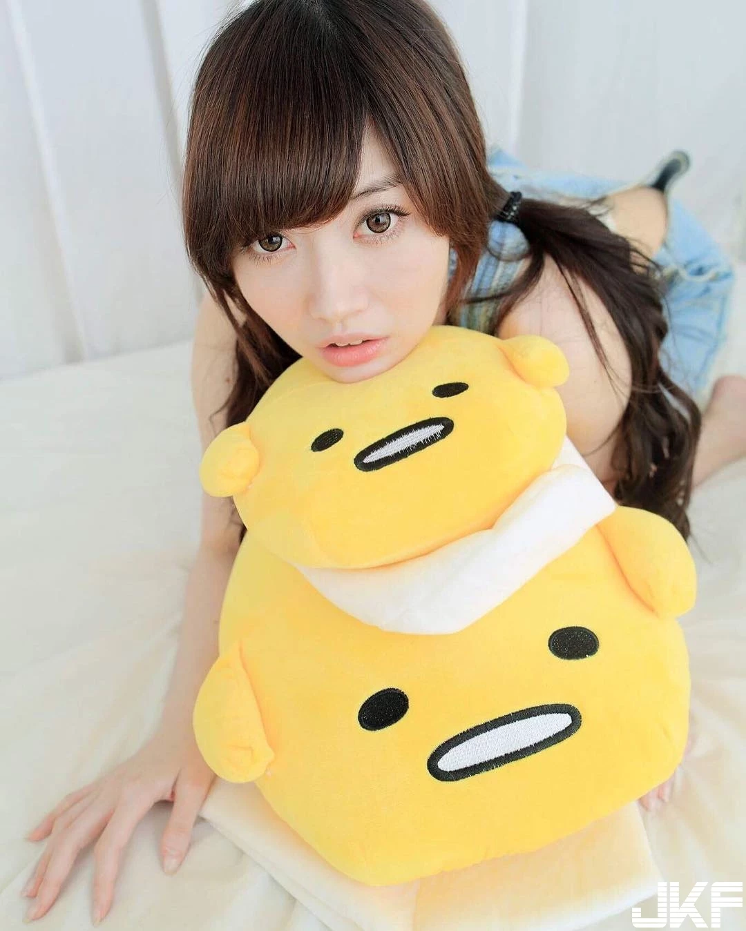 16801094.webp