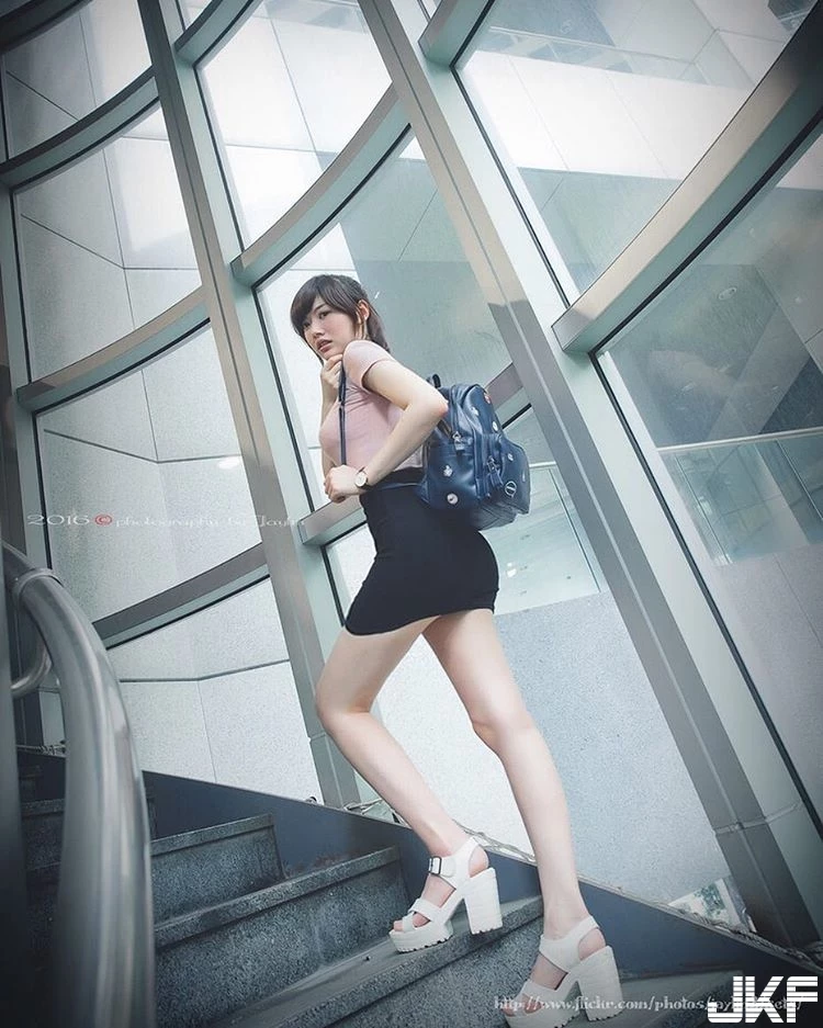 16801117.webp