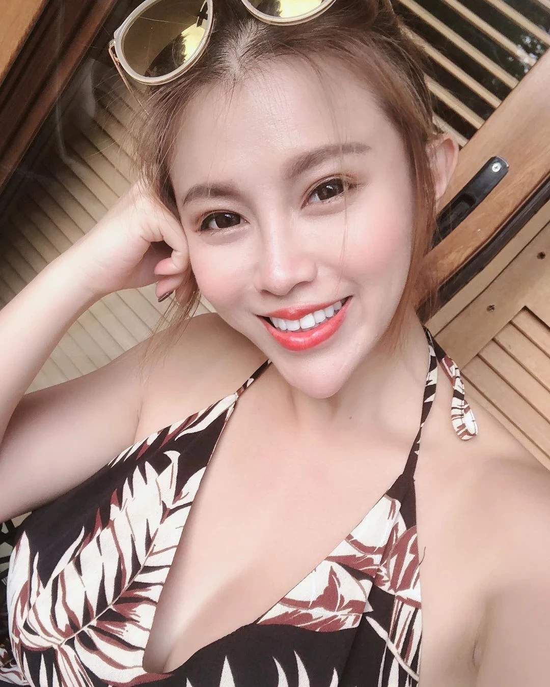 3912975.webp