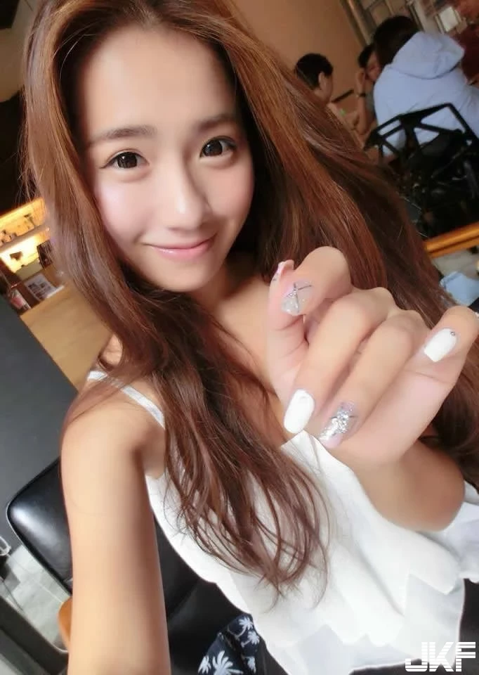 16778922.webp