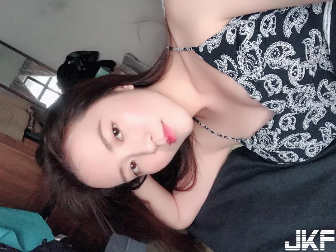 4697649.webp