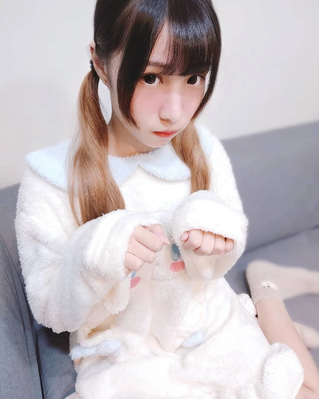 4111746.webp
