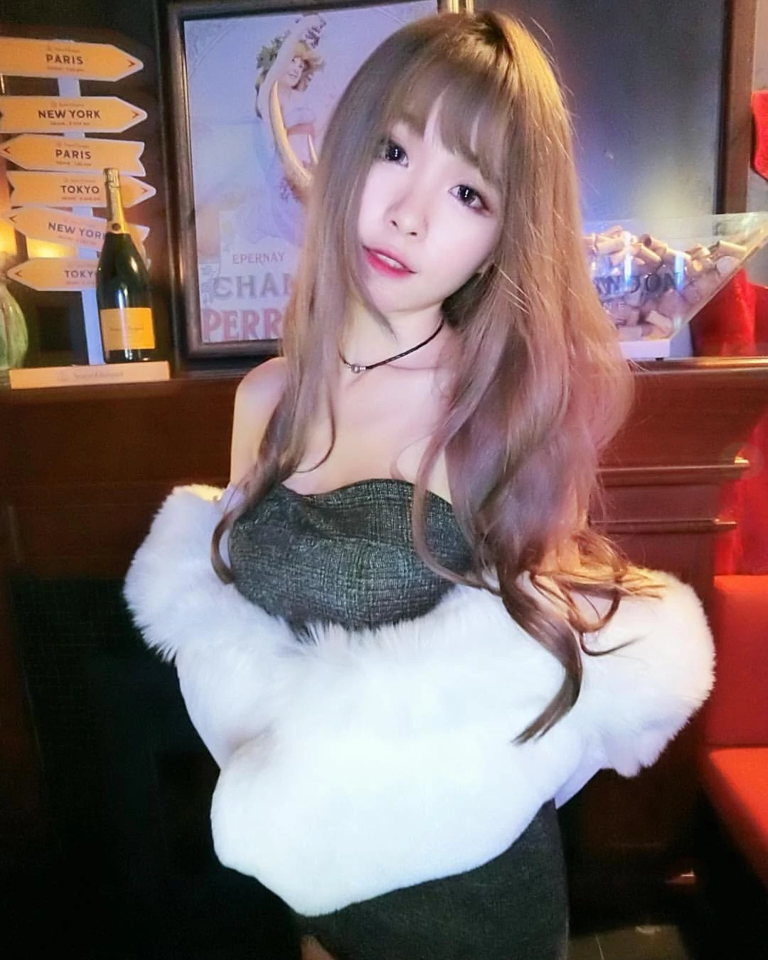 4300926.webp