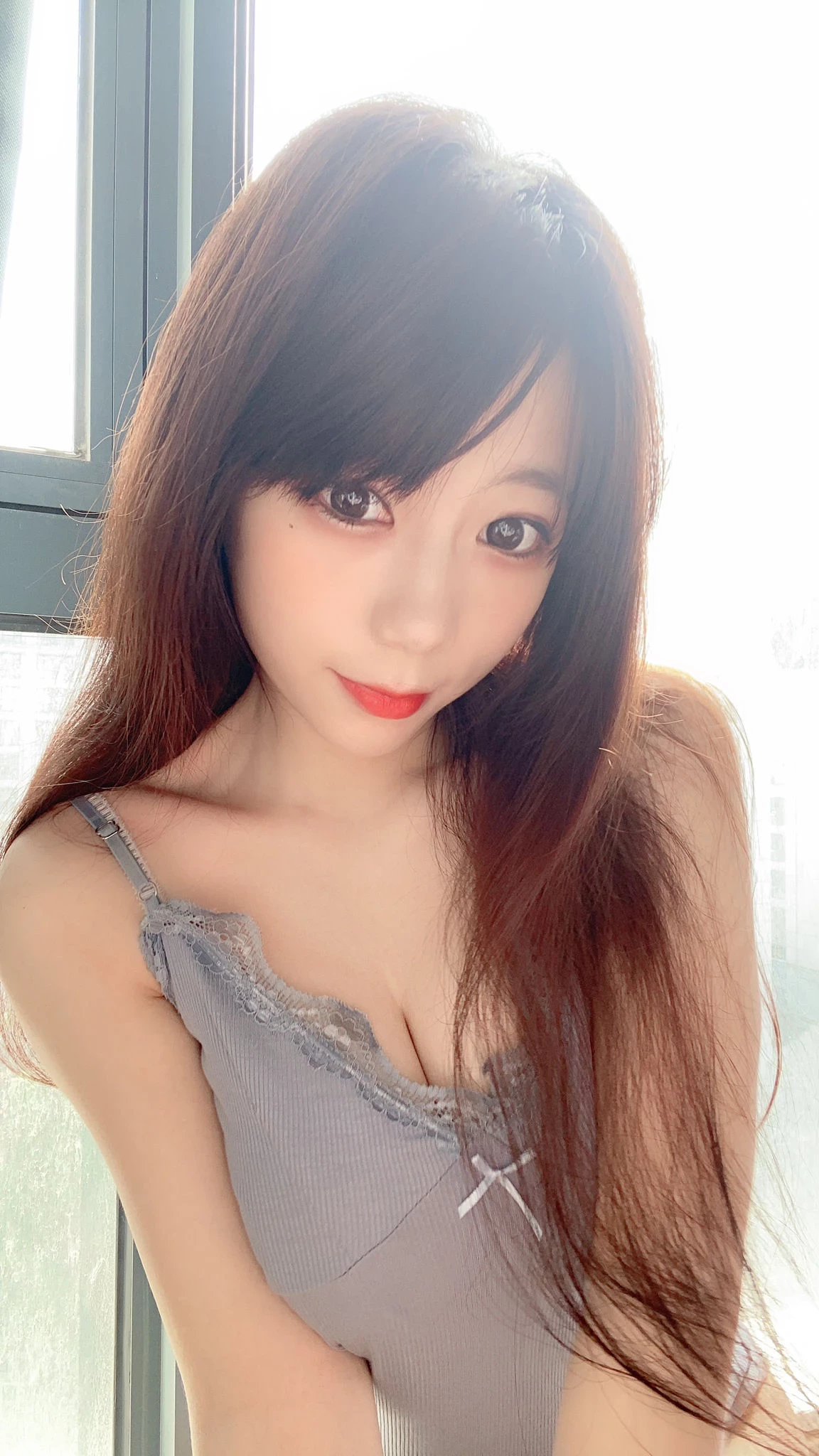 27421278.webp