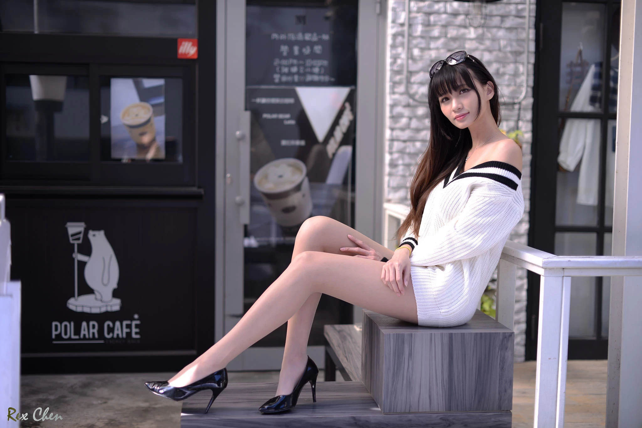 4444697.webp