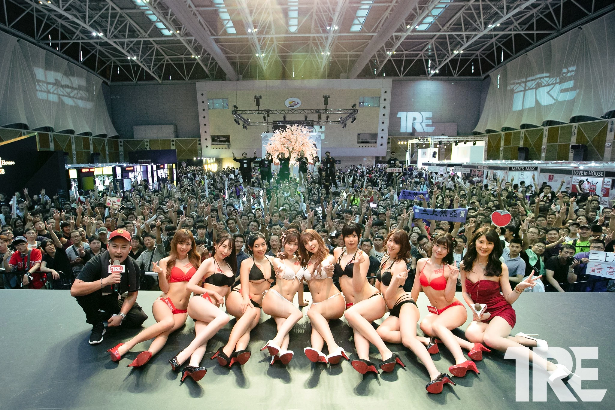 4276038.webp