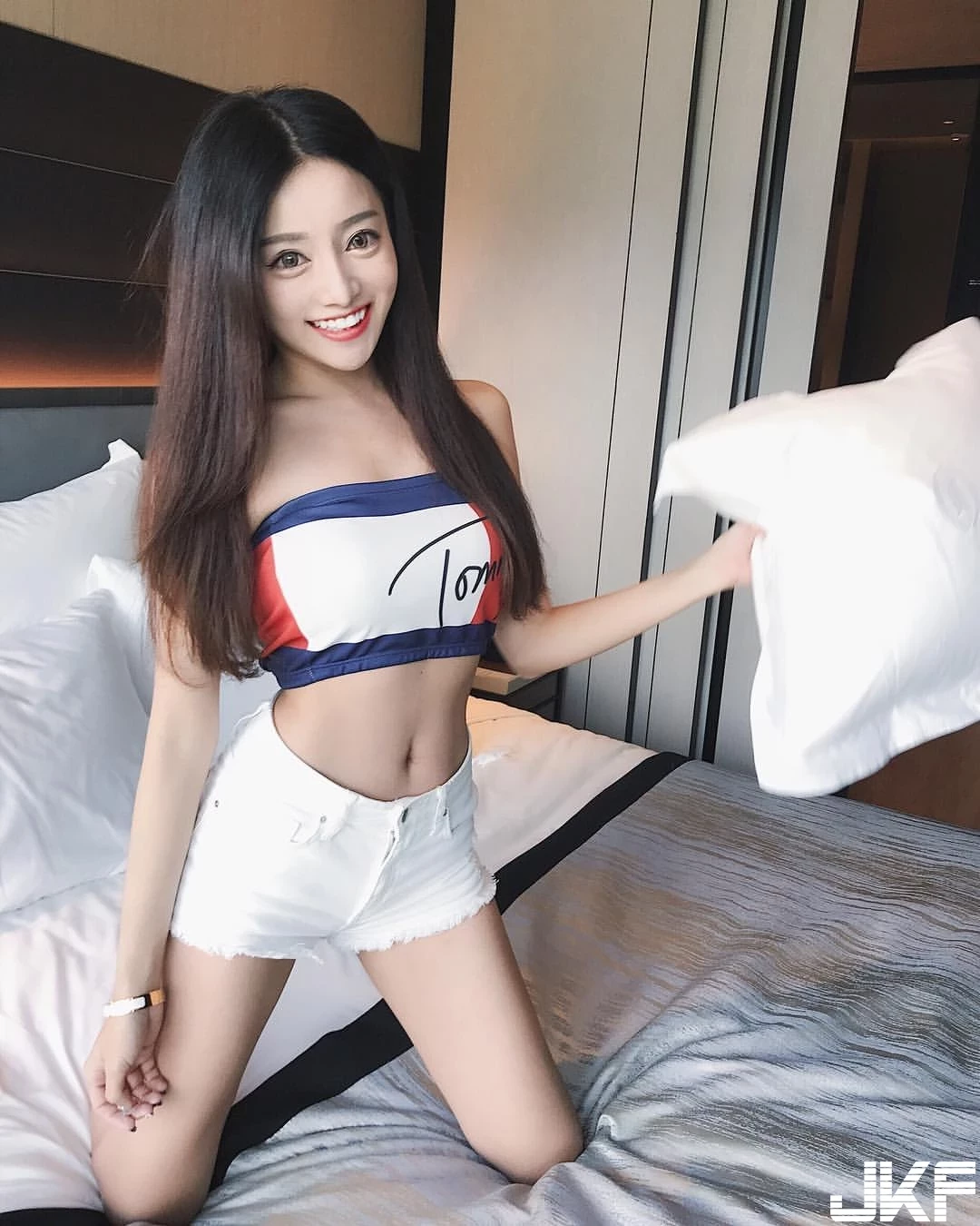 4793831.webp