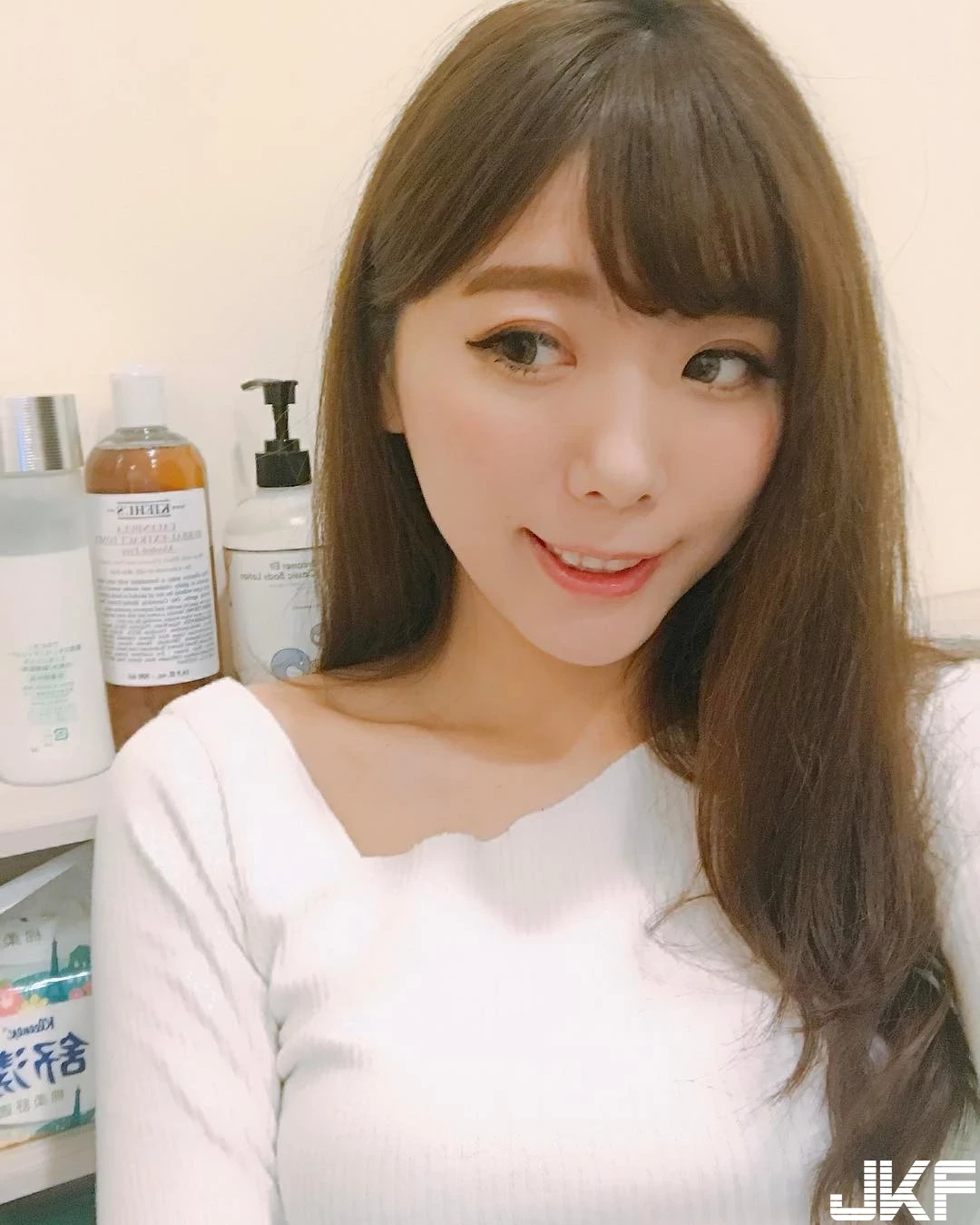 4864174.webp