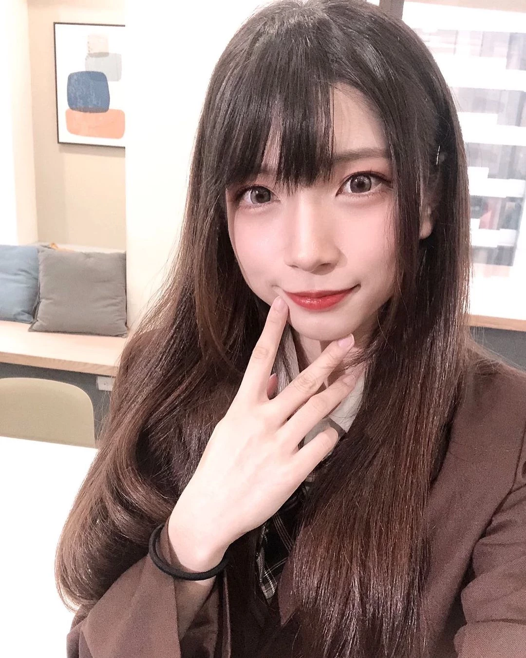 24117299.webp