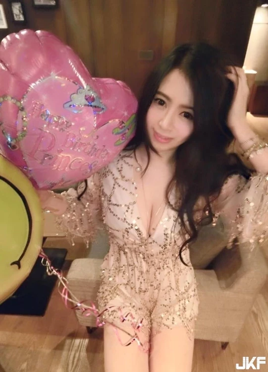 16890346.webp