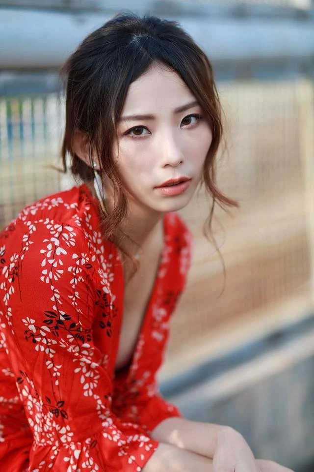 4308809.webp