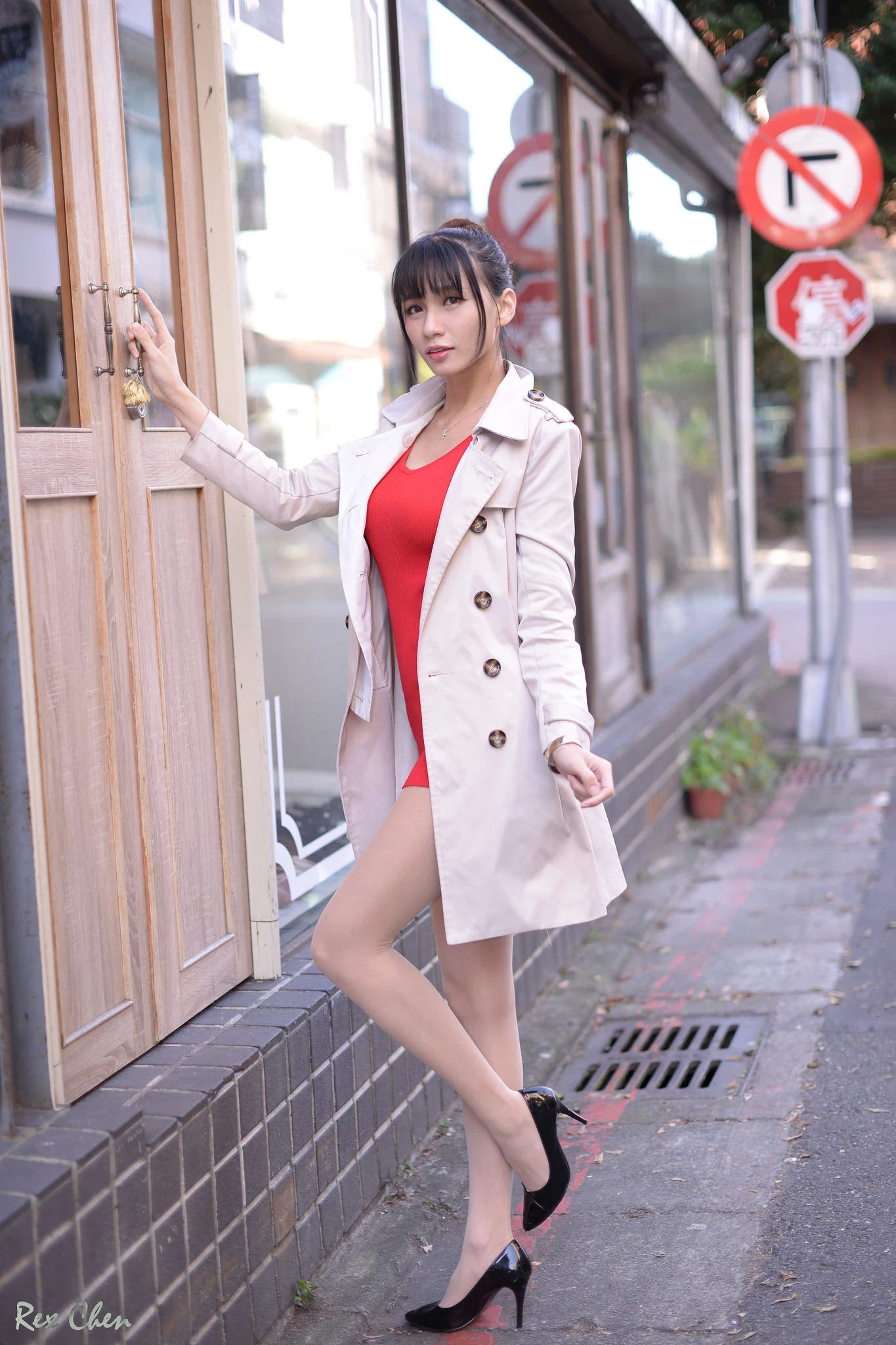 4444698.webp