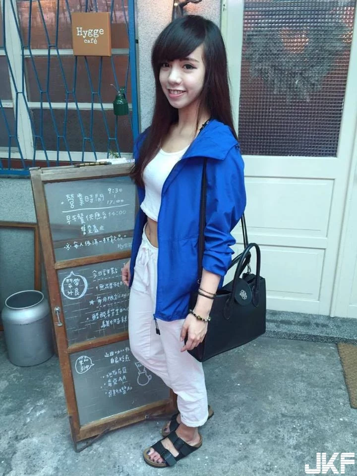 16836796.webp