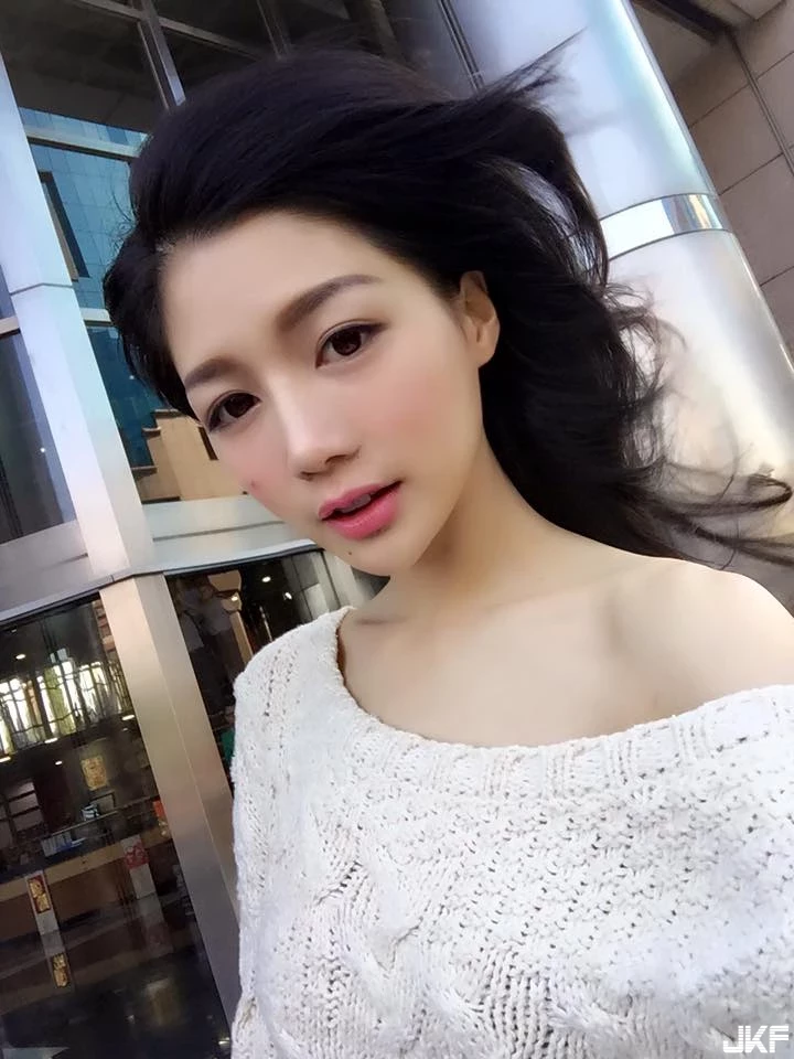 16890594.webp