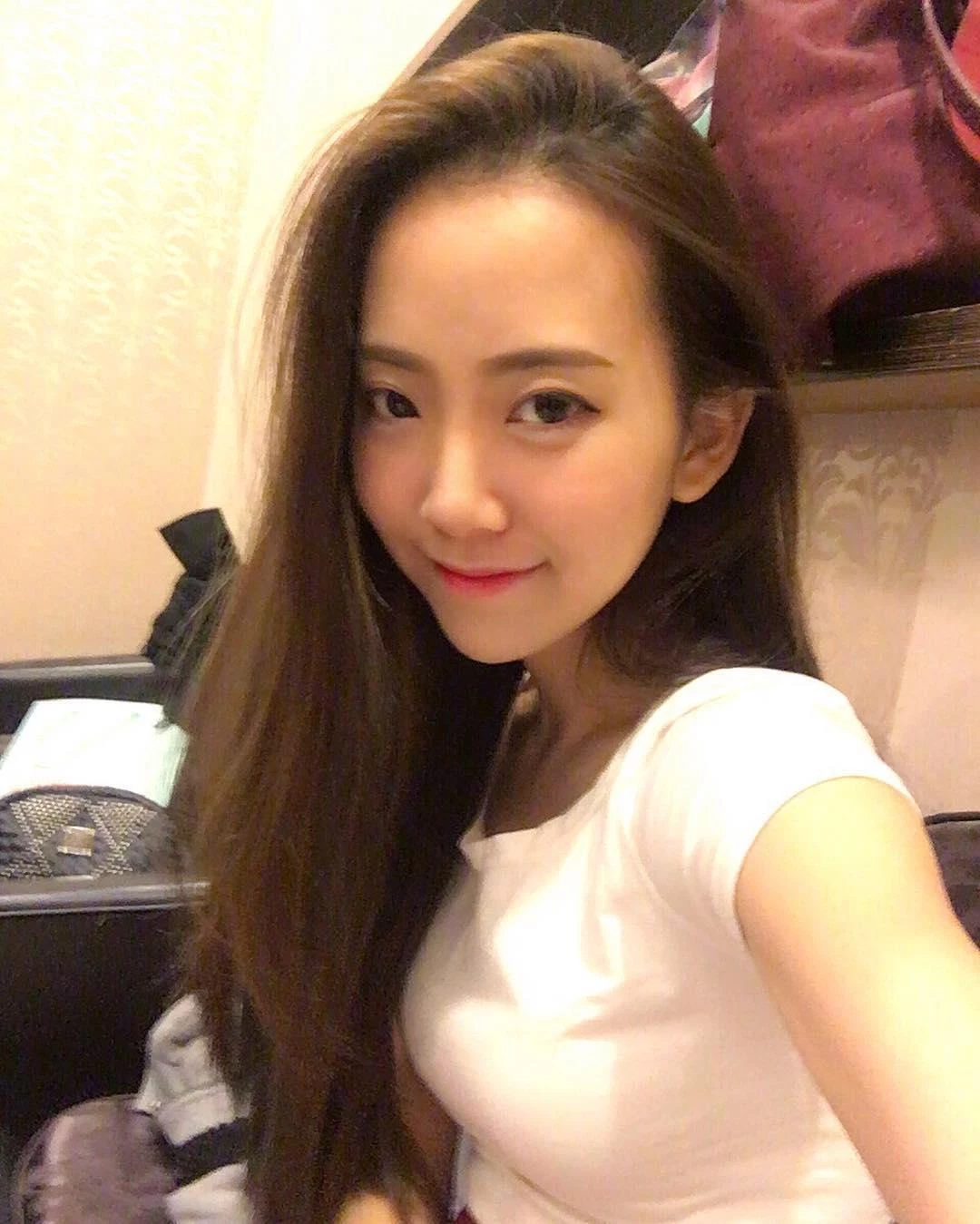 4099070.webp