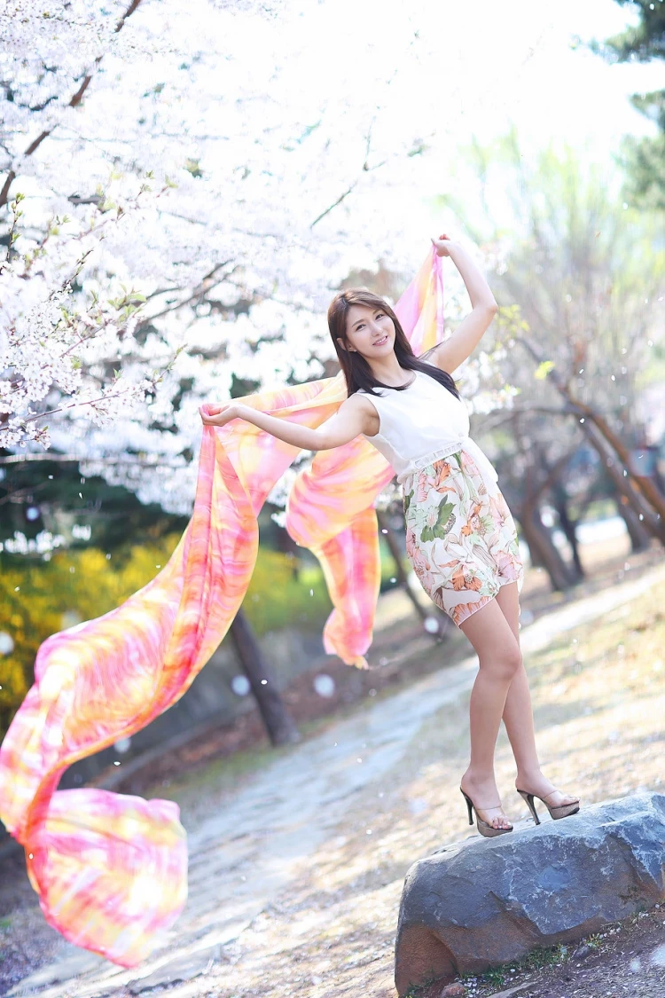 17166208.webp