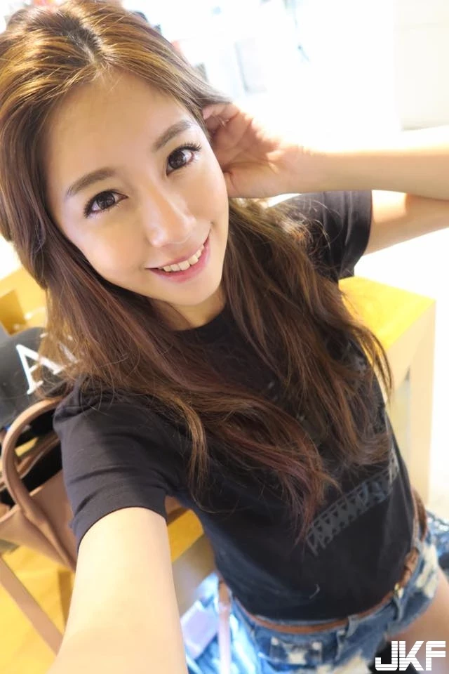 16825051.webp