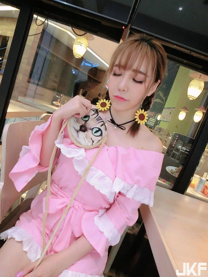 16837086.webp