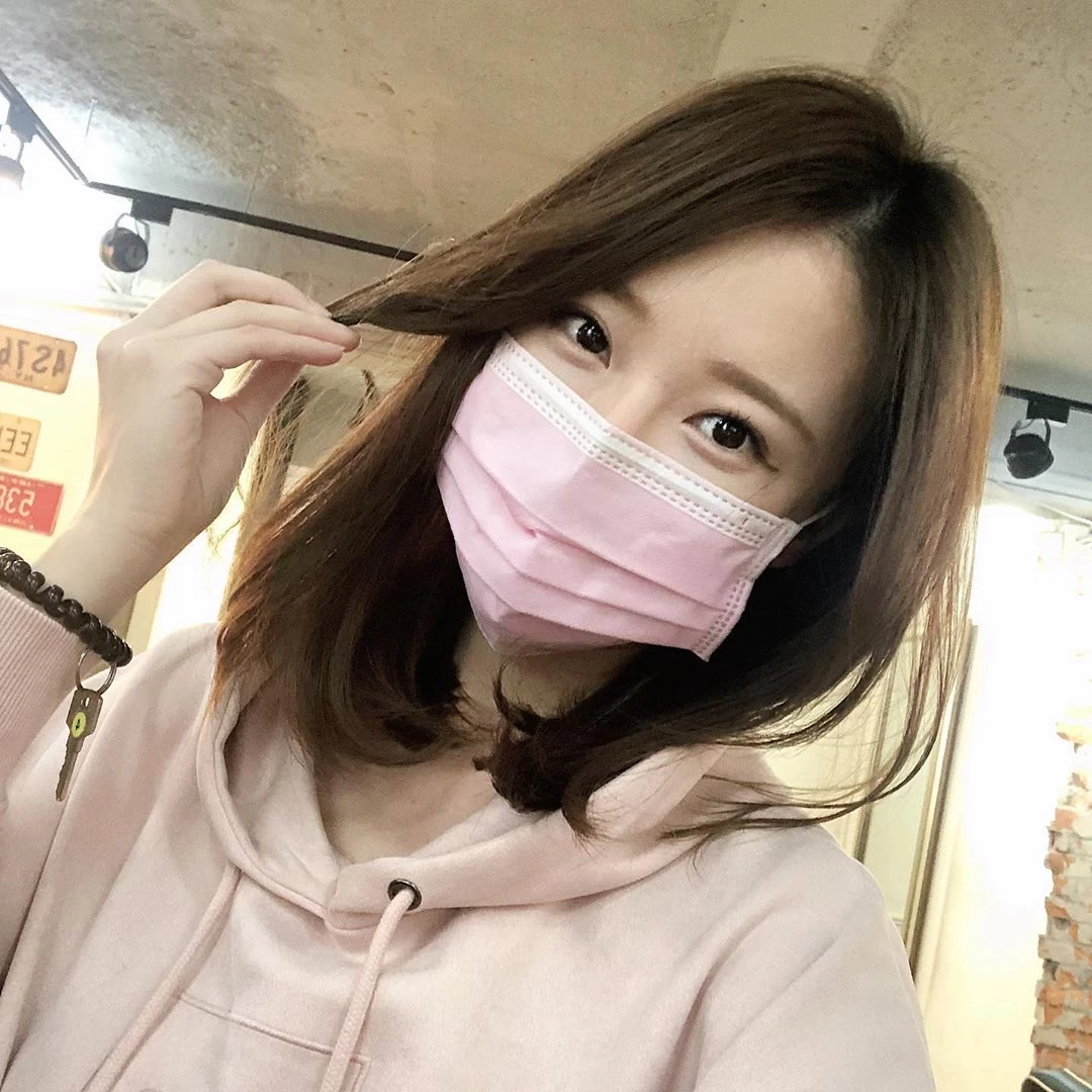 4093943.webp