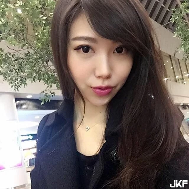 16866105.webp