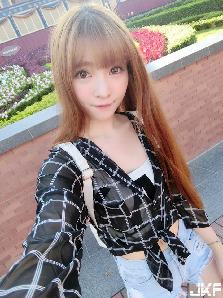 16801936.webp