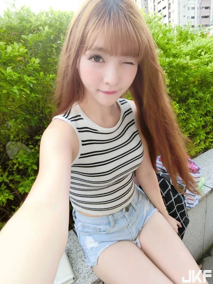 16801945.webp