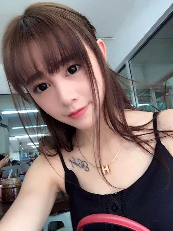 4368251.webp
