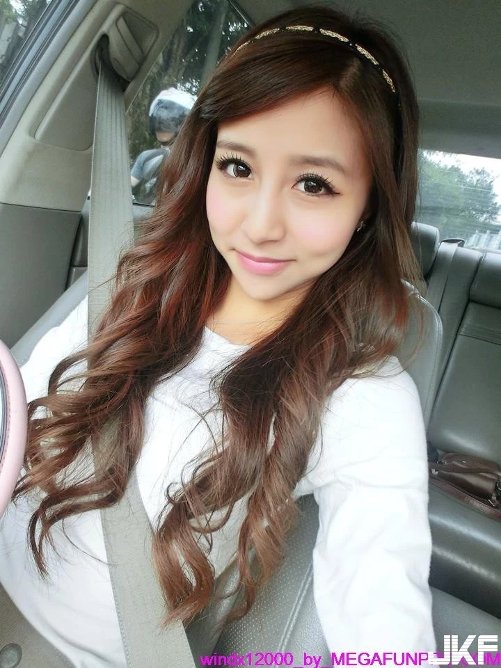 2408993.webp