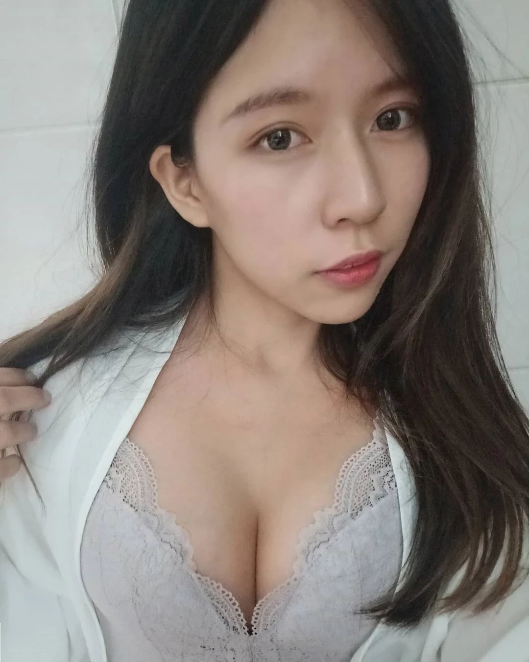 3989402.webp