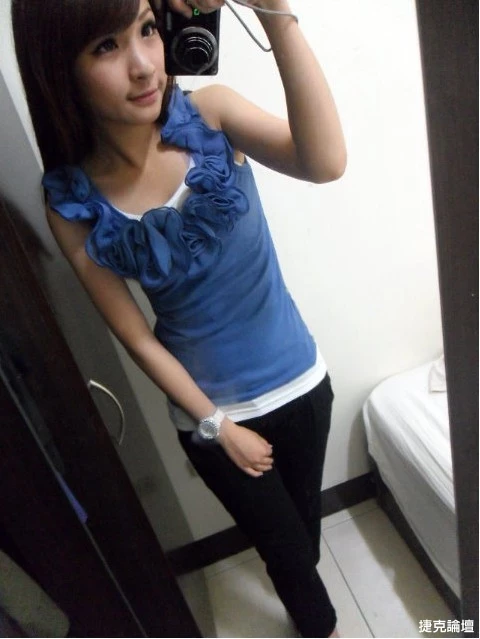 17564313.webp