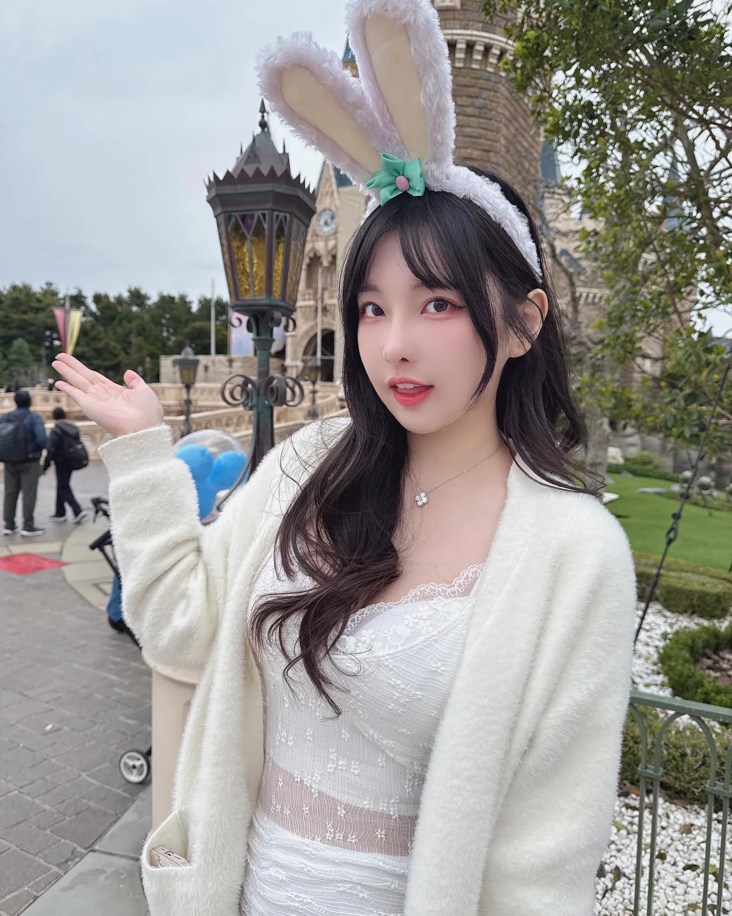 30870428.webp