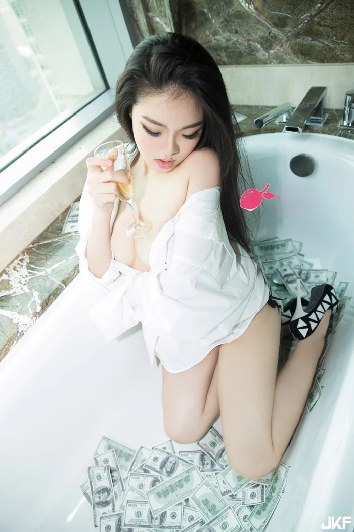 16861321.webp