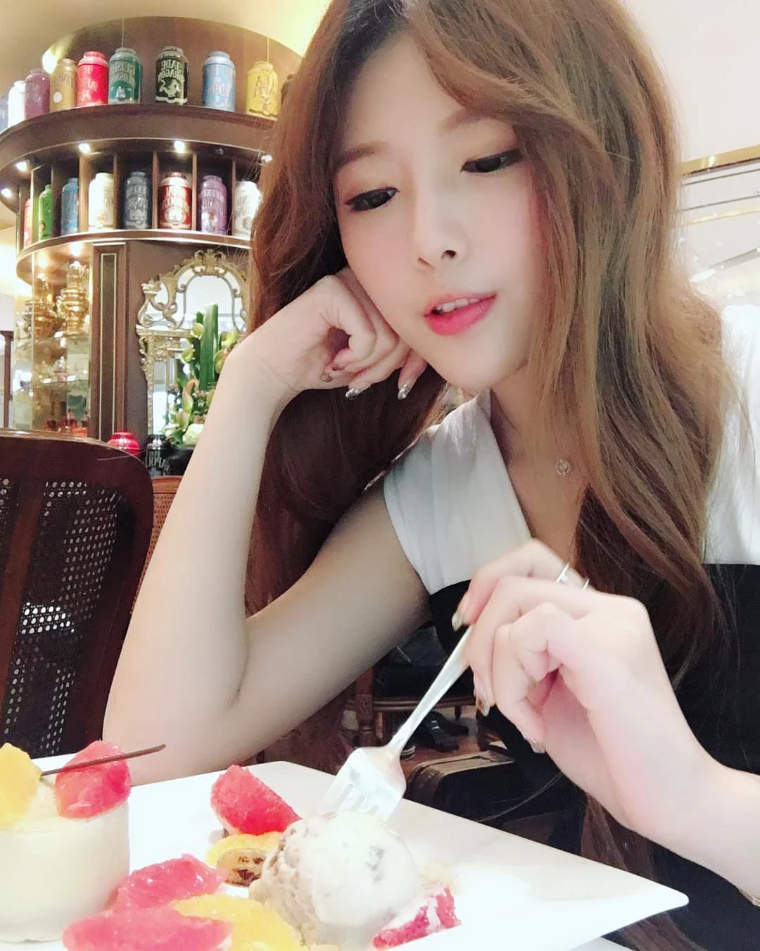 4284019.webp