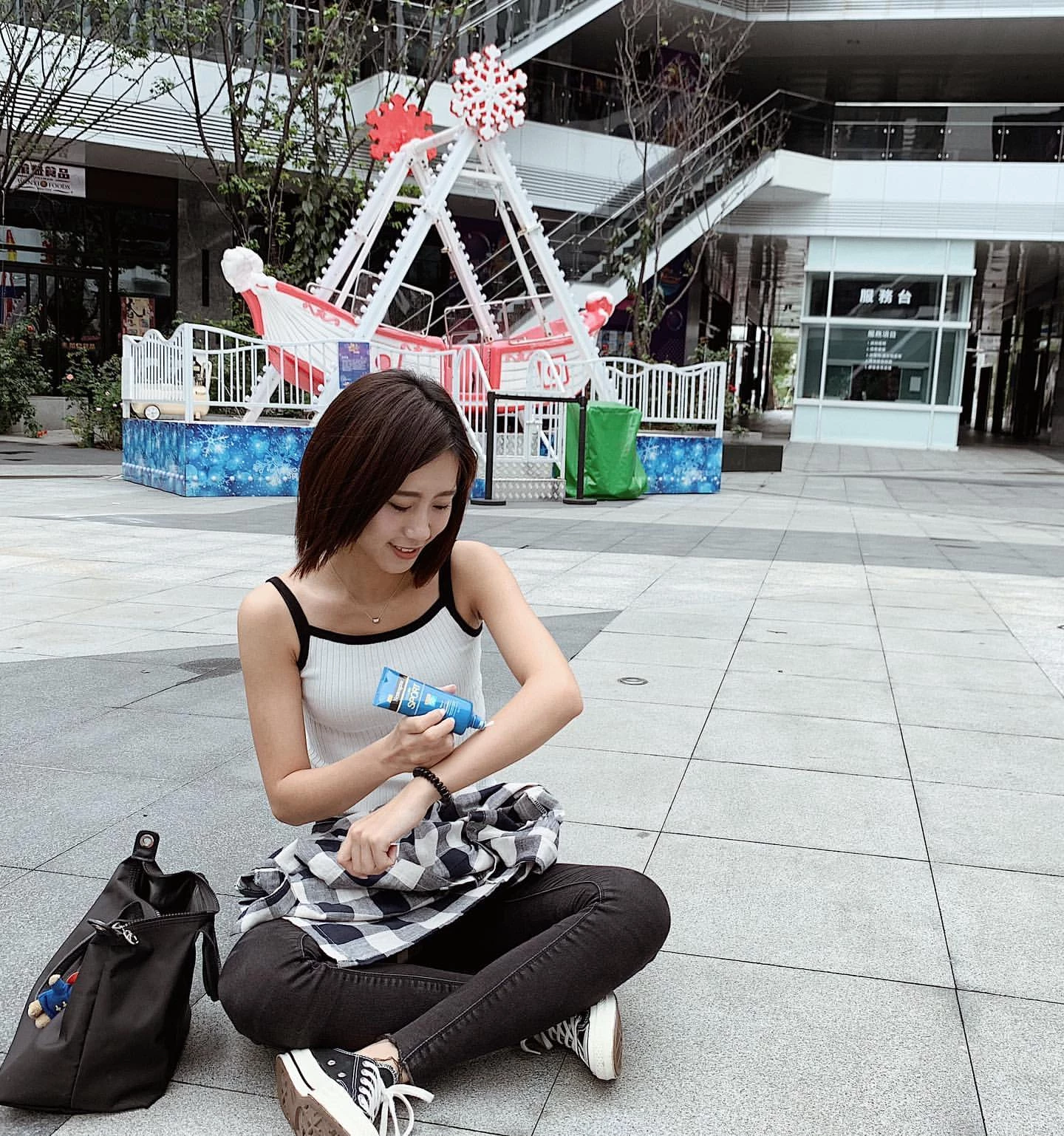 4221044.webp