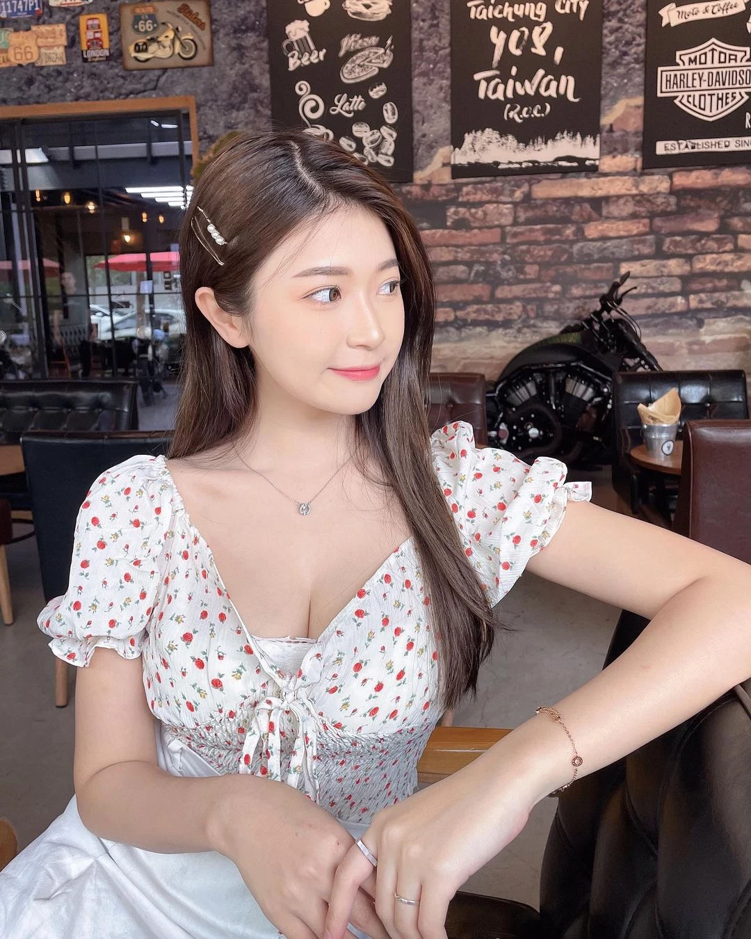 19383834.webp