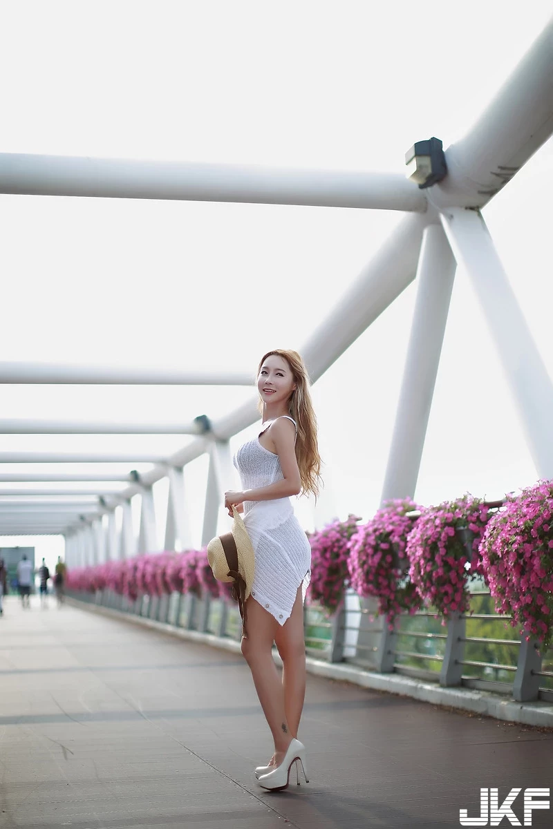 16844131.webp