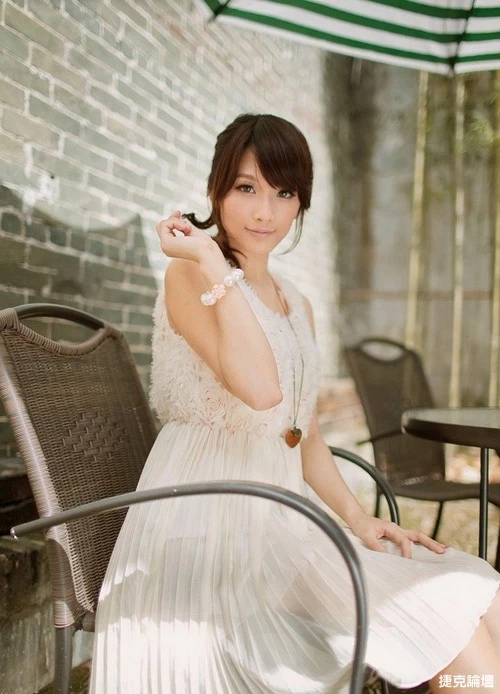 17526780.webp